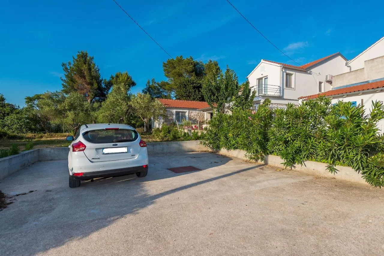 Villa Rosa Pasman